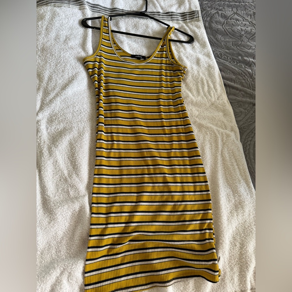 yellow spring dress